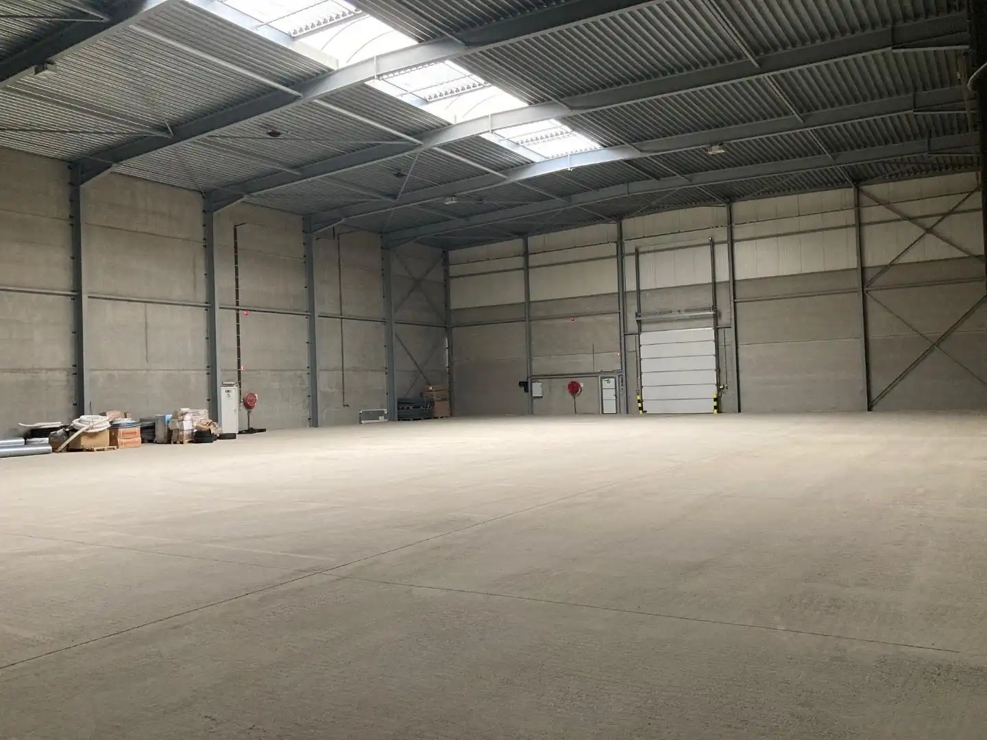 Industriegebouw te huur op het bedrijventerrein Tongeren Oost. foto 4