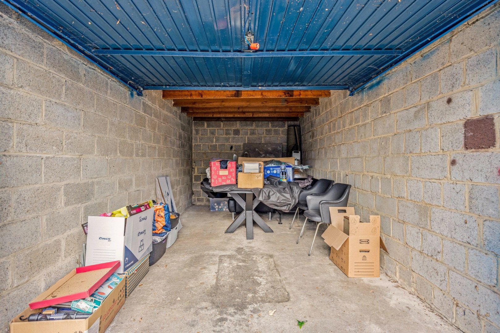 App. met 4 slaapkamers en bureau en 2 garages foto 28