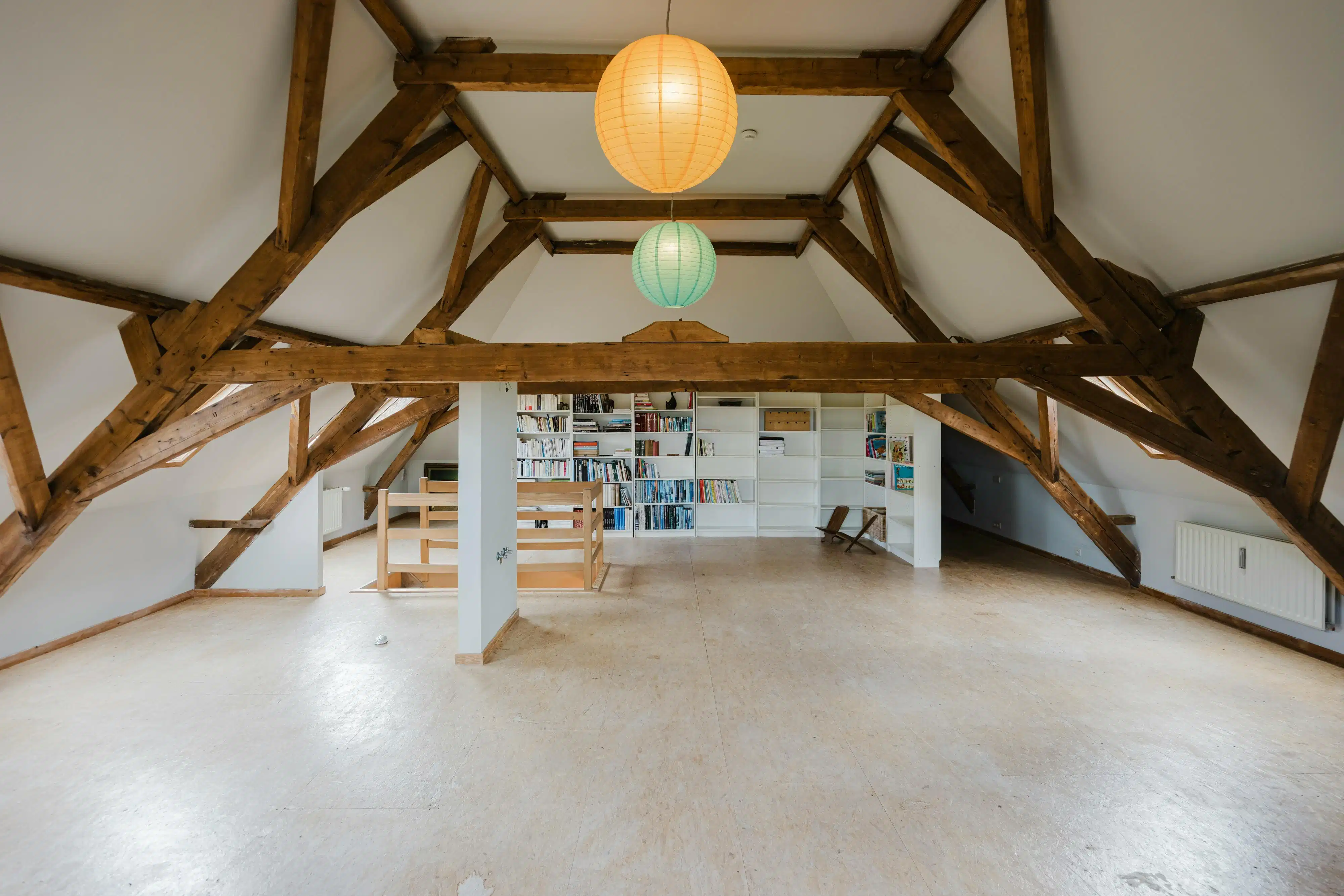 Karaktervolle pastorie met potentieel in Poesele foto 20