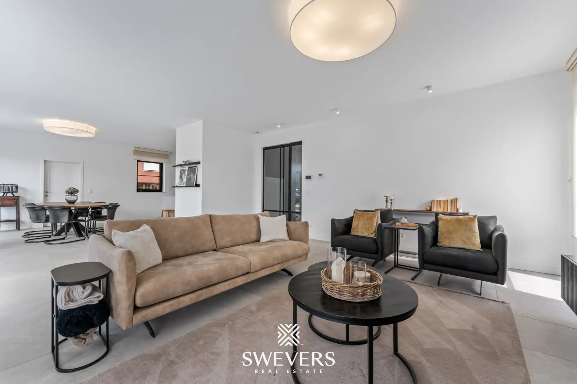 Imposante BEN-villa met luxe-afwerking foto 8