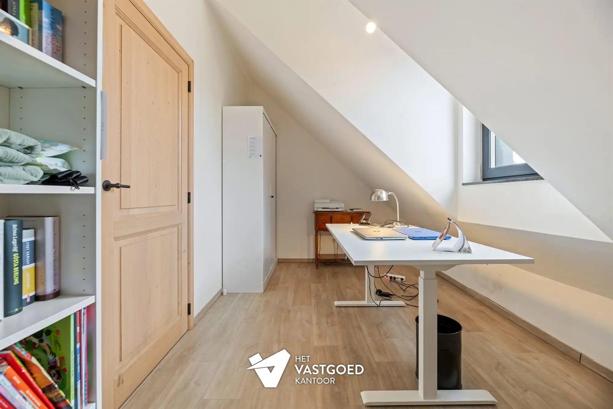 PRACHTIGE, RUIME PENTHOUSE MET 3 KAMERS IN CENTRUM foto 19