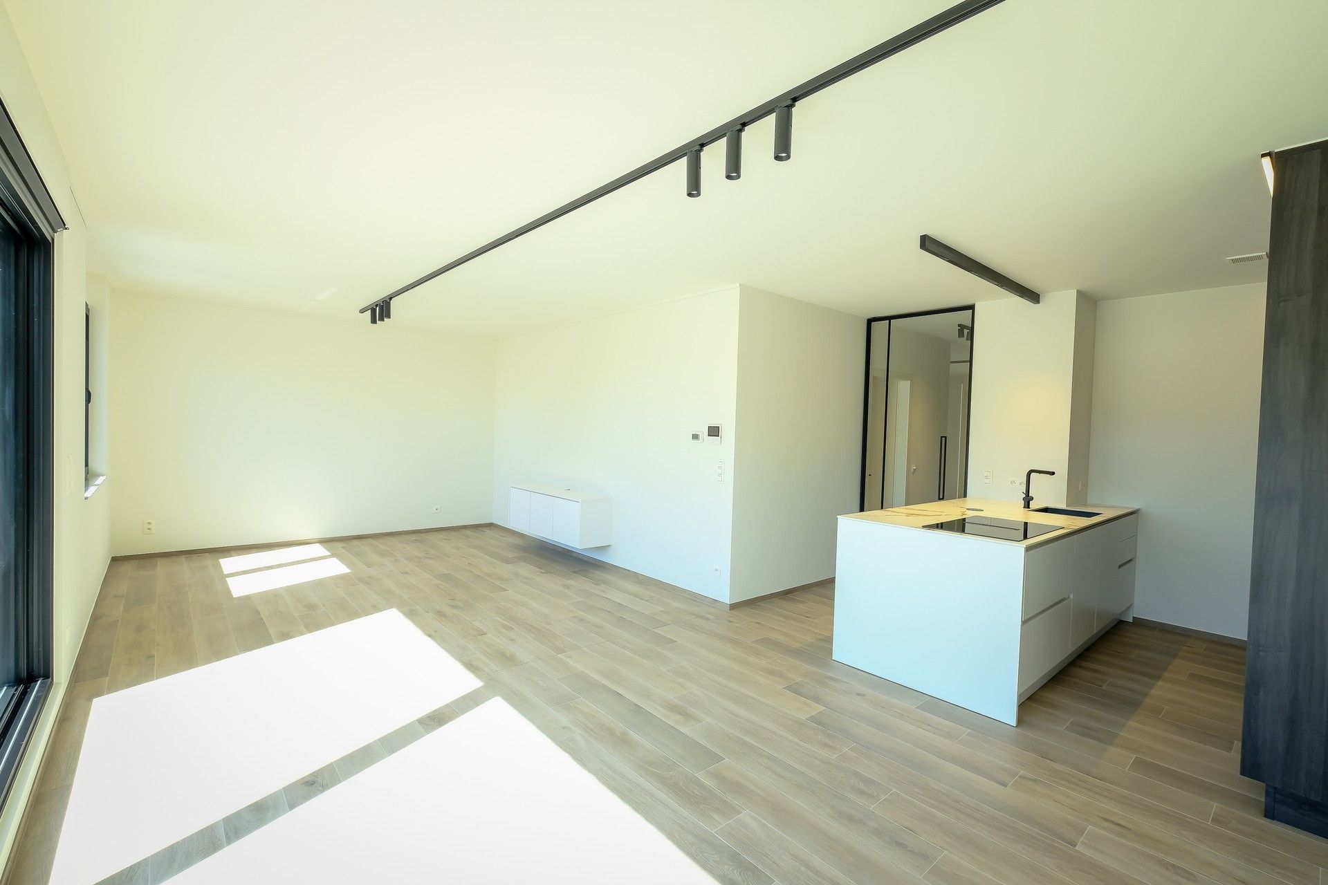 Luxueus appartement van 100 m² met ruim terras van 19 m² foto 7