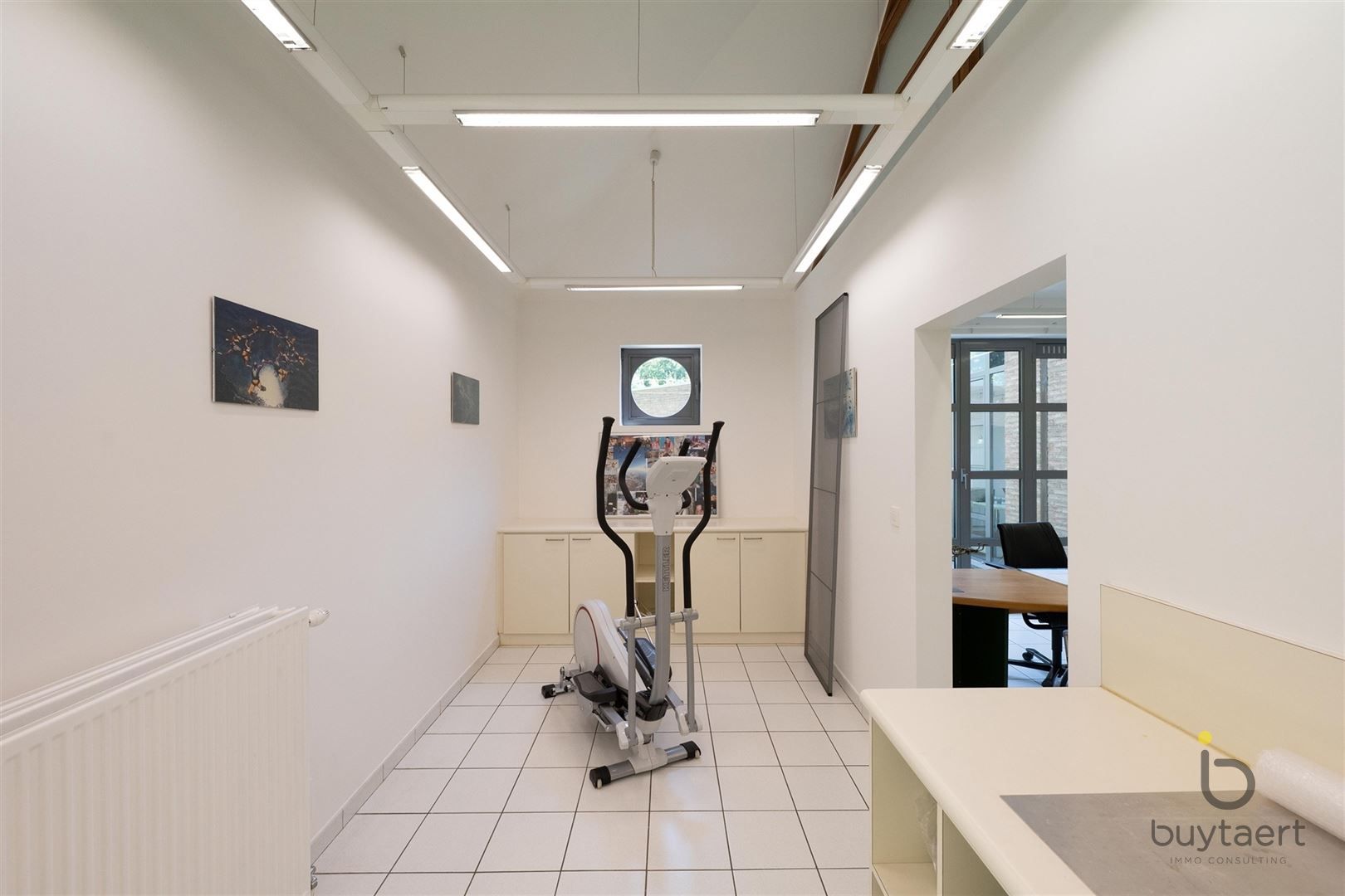 Wonen én werken in luxe familiewoning in begeerde Vriesdonkwijk foto 31