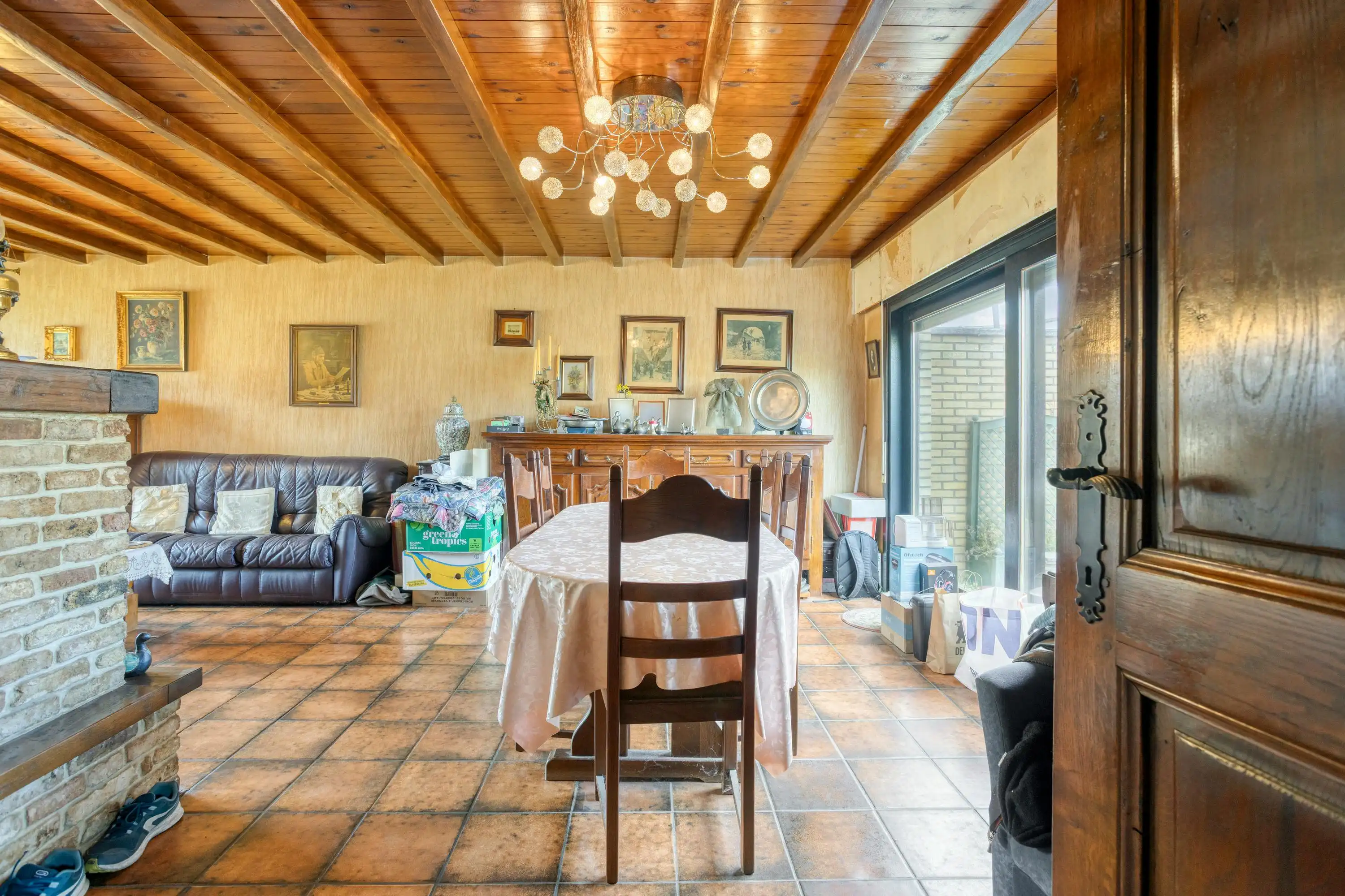 Te renoveren woning met 4 slaapkamers te koop in Koolkerke foto 3