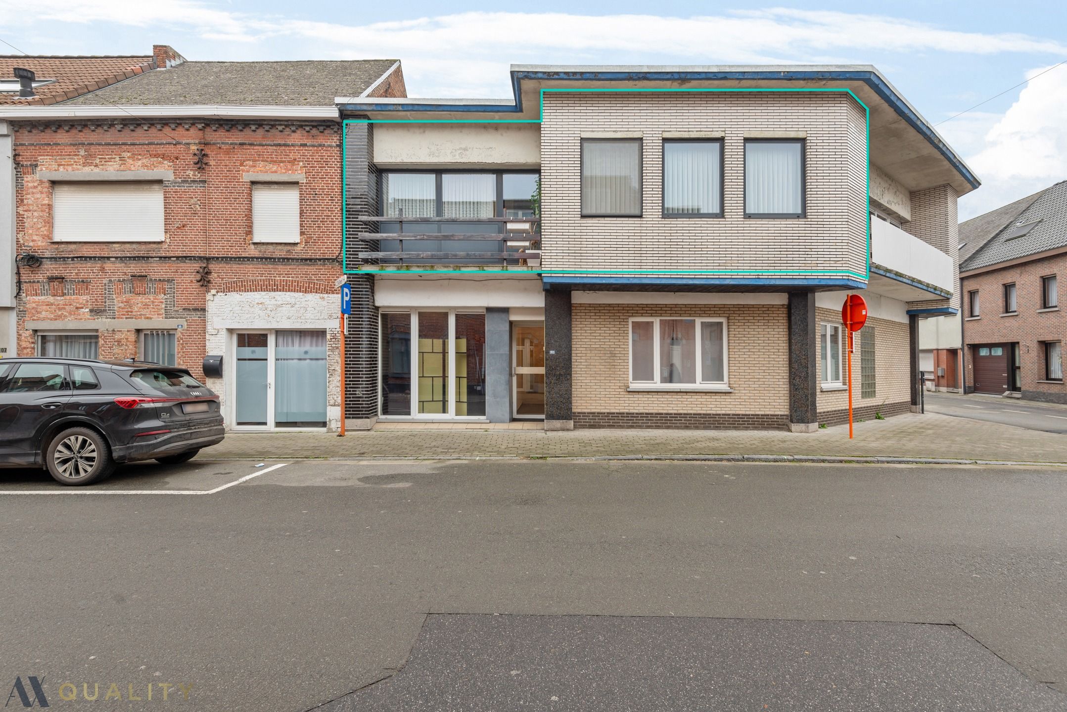 Instapklaar, gerenoveerd 2 slpk.-appartement (98 m²) met terras (3,50 m²) foto {{pictureIndex}}
