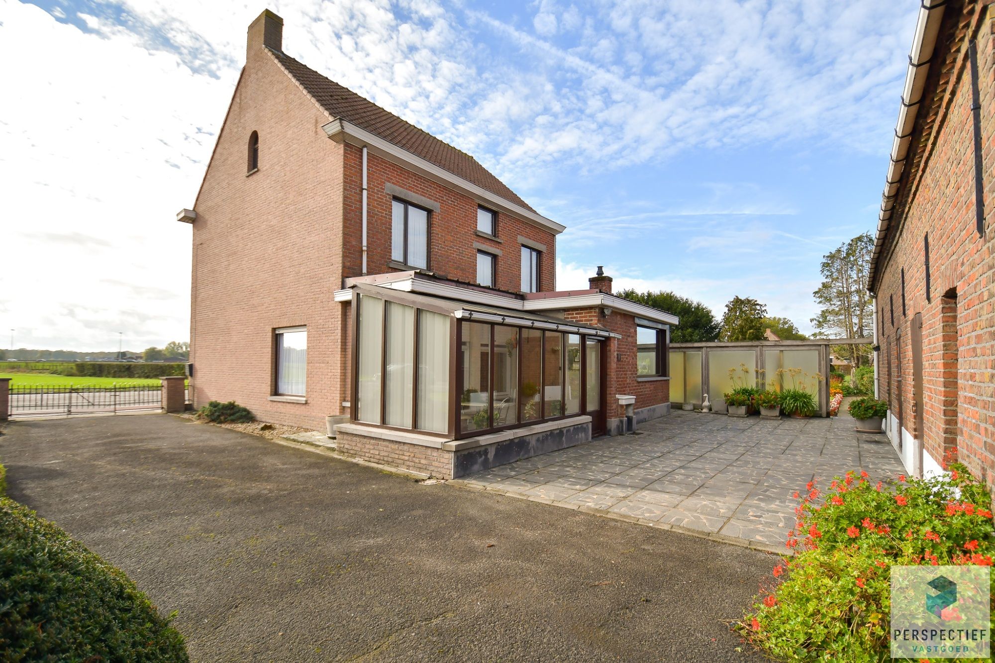 LANDELIJK GELEGEN WONING met SCHUUR  - BOOMGAARD - TUIN & MOESTUIN op 2138 m² foto 30