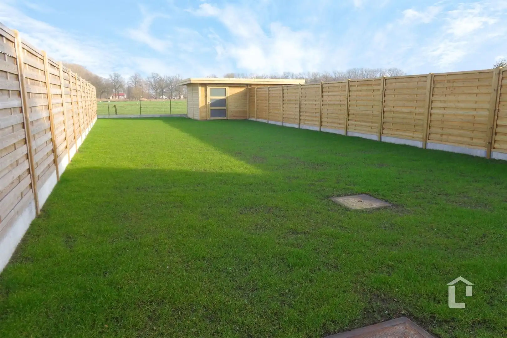 Ruime, moderne gezinswoning foto 8