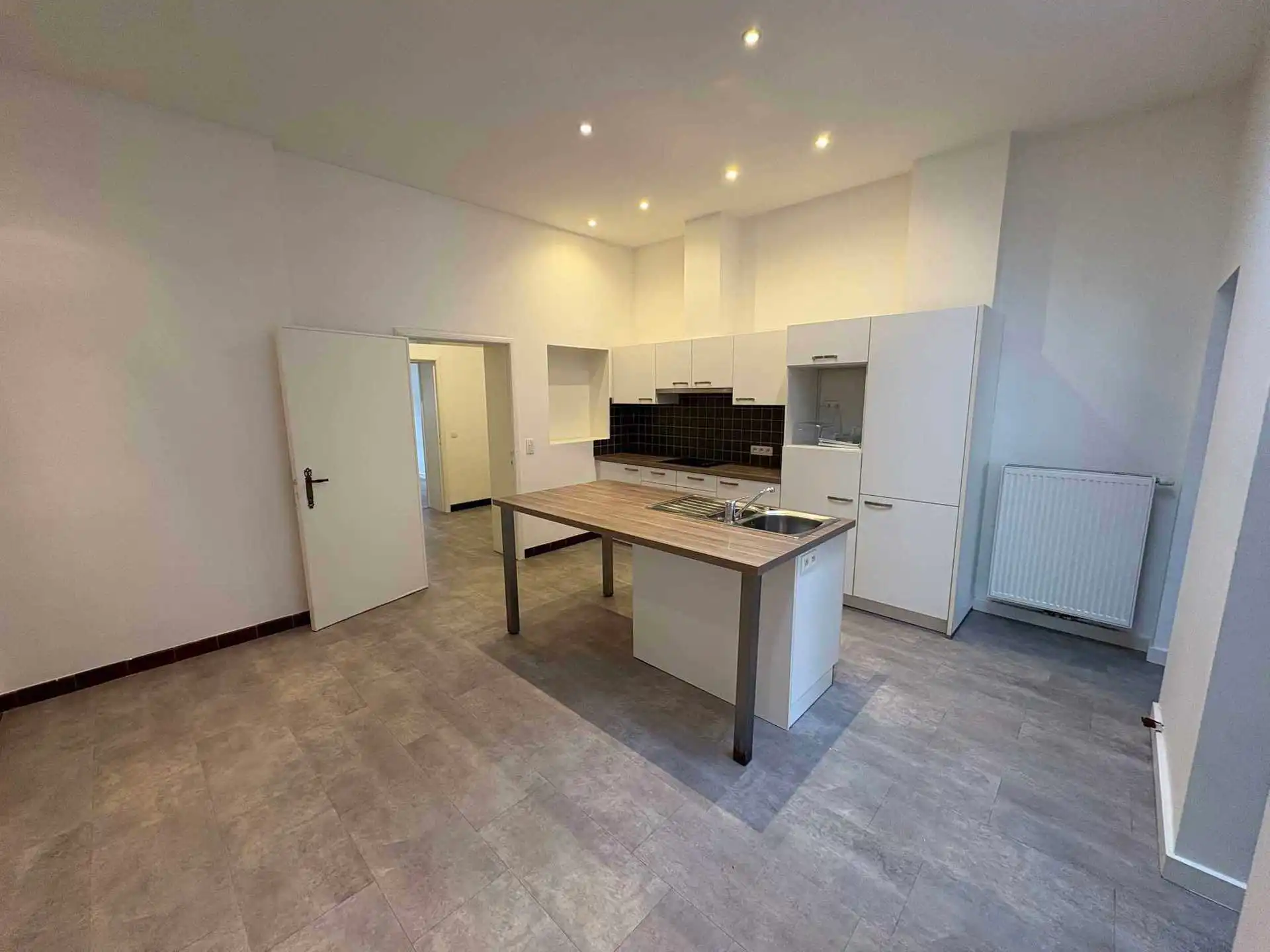 Ruim authentiek appartement  foto 6