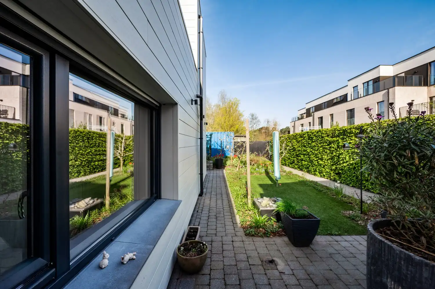 Woning met 2 slpkrs en bijgebouw met veel potentieel foto 25