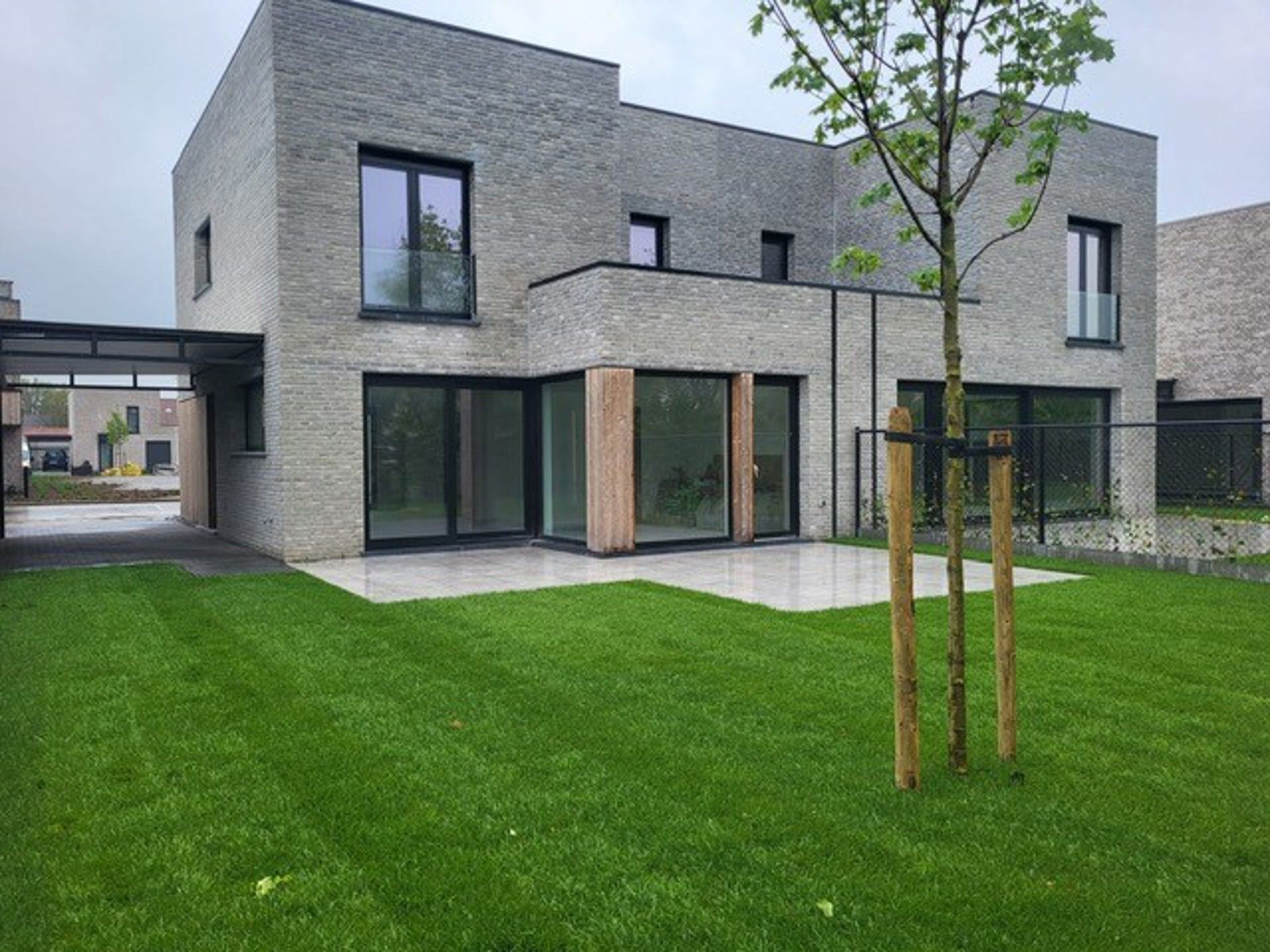 Nieuwbouwwoning - HOB - BEN - 3 Slaapkamers  foto {{pictureIndex}}