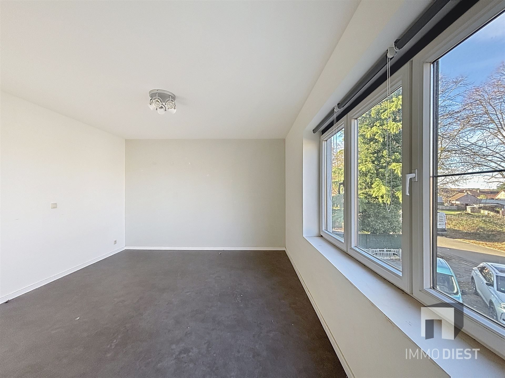 Gezingswoning met 3 slaapkamers en tuintje foto 12