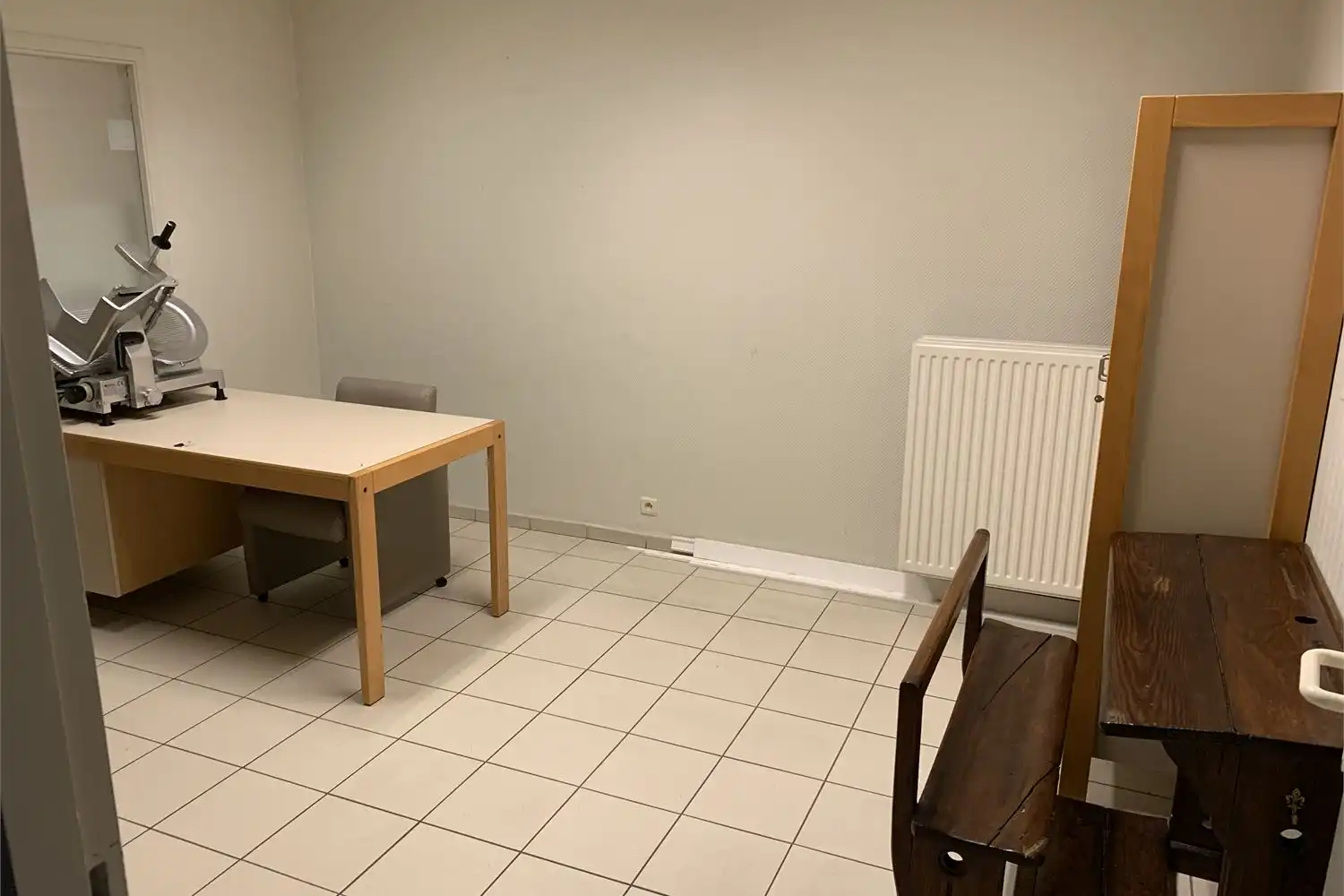 winkel-kantoorruimte van 150 m² foto 5