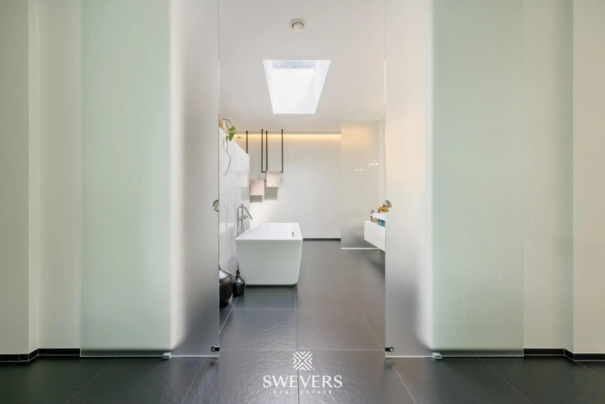 Prachtige architectenwoning met uitbreidingsmogelijkheden Op 36 are 65 ca in Beringen  foto 23