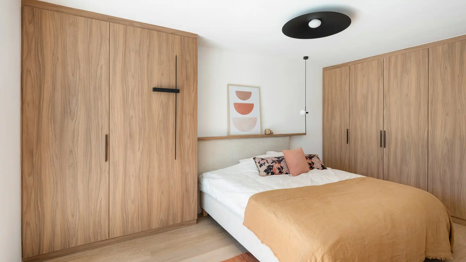 Exclusief gerenoveerde villa op een absolute toplocatie foto 29