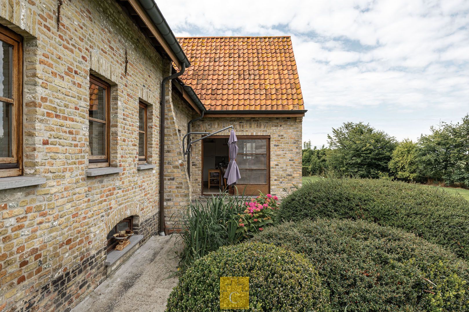 Boerderij te midden van de velden in het pittoreske Eggewaartskapelle, Veurne foto 15