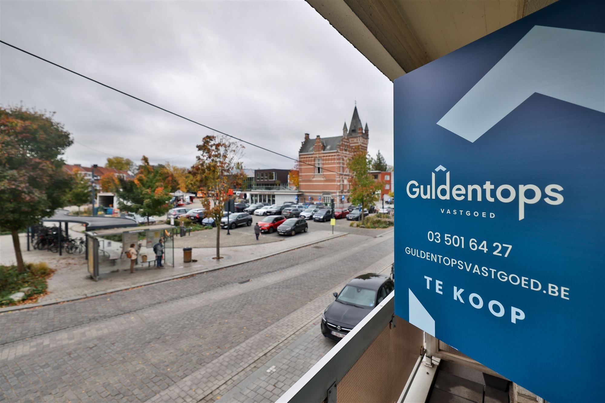 energiezuinige studio op gemeenteplein in Edegem foto {{pictureIndex}}