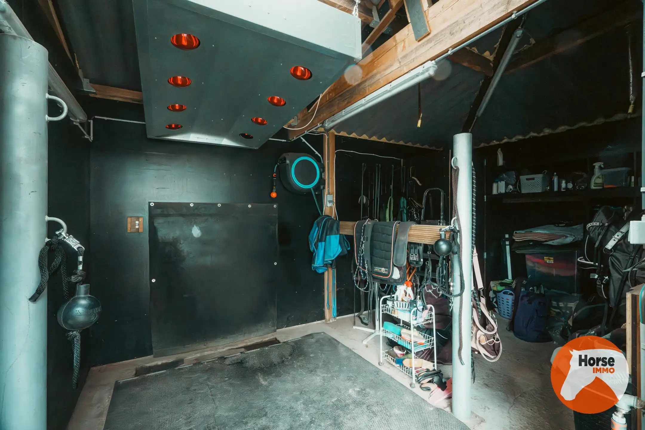 VRASENE - Recent gerenoveerde woning met paardenstallen  foto 26