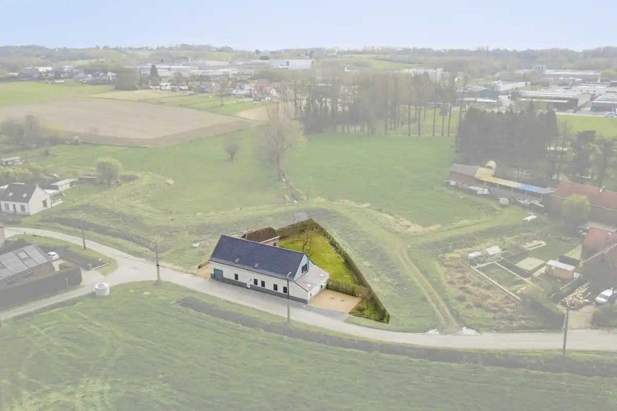 Gerenoveerde fermette aan de voet v/h Muziekbos! foto 2