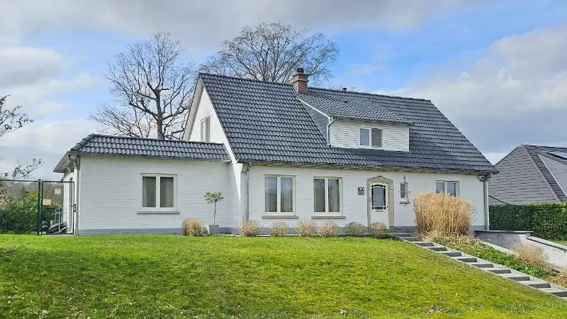 Villa van 262m² op 12 are met uitzicht over vallei 'Schoonzicht' foto 2
