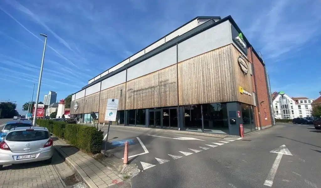 Winkel te huur langs Kortrijksesteenweg rechtover Maaltebruggepark te Gent foto 9