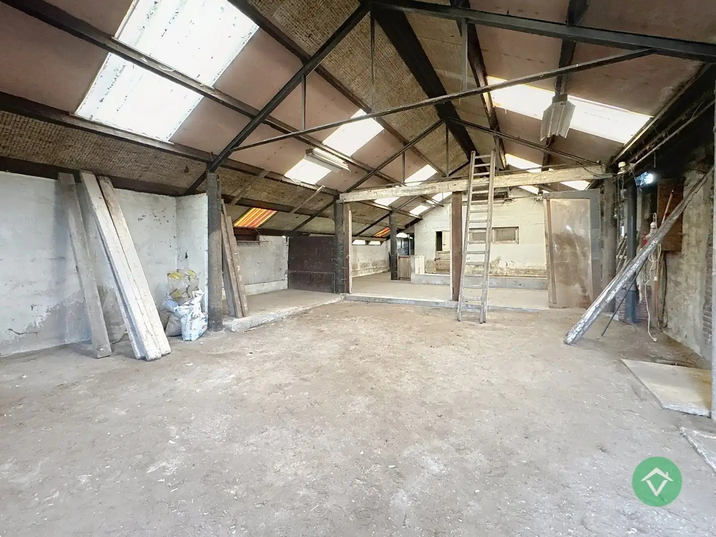 Alleenstaande woning met vergezichten te Zwevezele foto 36