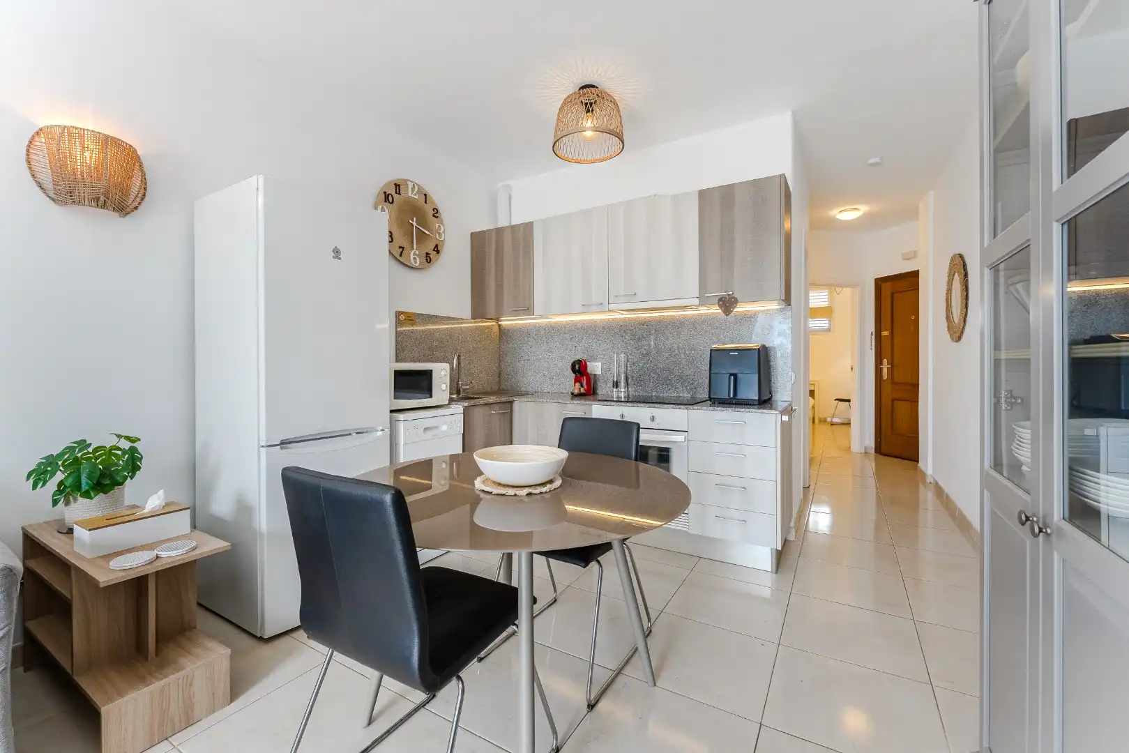  Gerenoveerd appartement met toegang tot het strand foto 8