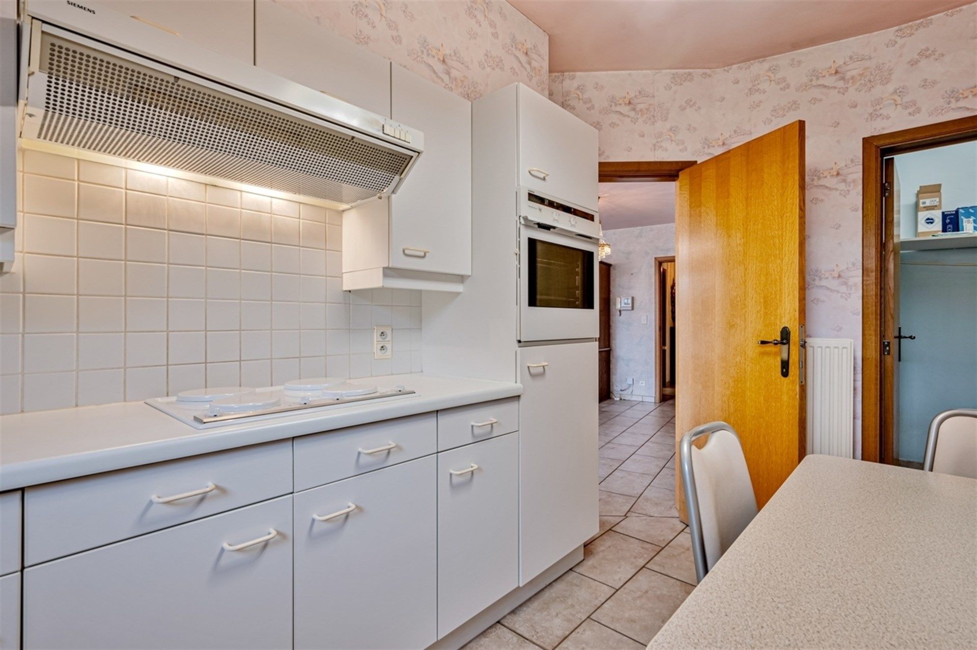Ruim appartement met twee slaapkamers in het centrum van Aalst! foto 7