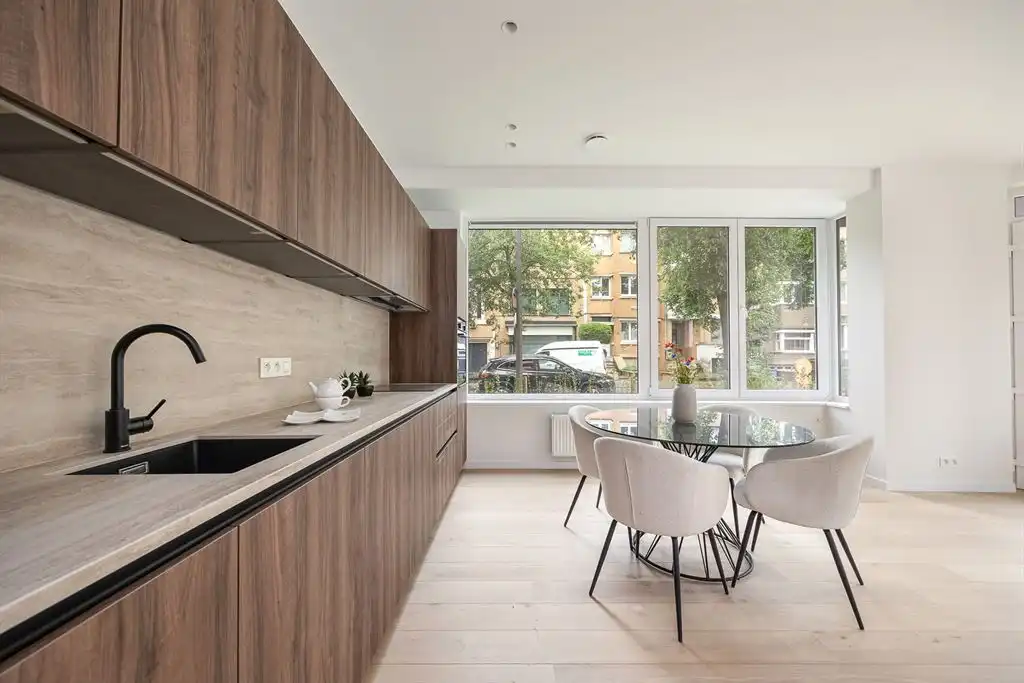 Kwalitatief gerenoveerd appartement te Pulhof foto 6