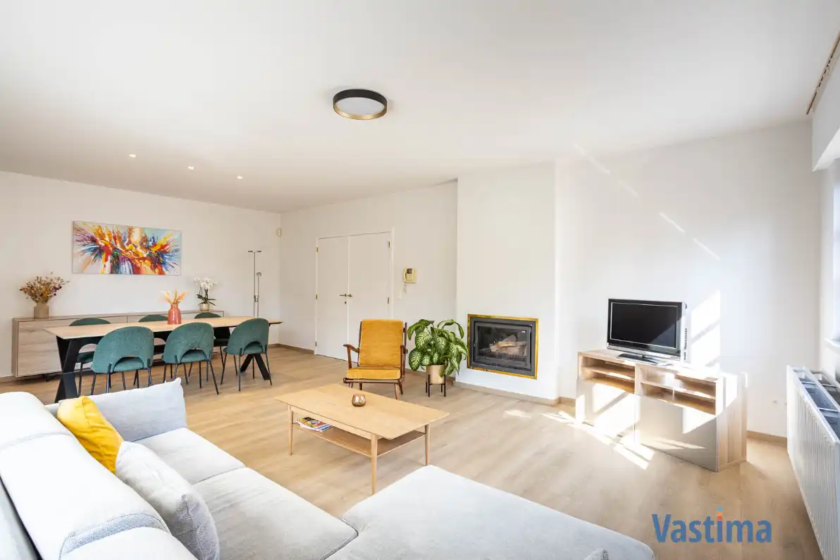 Instapklare gezinswoning met zonnige tuin, garage en topligging nabij centrum Aalst foto 10