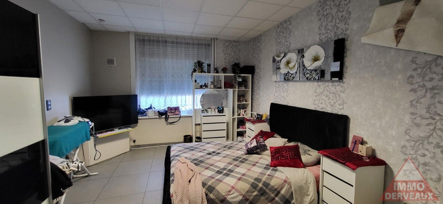Zonnebeke - Twee woningen met loods 320m² foto 3