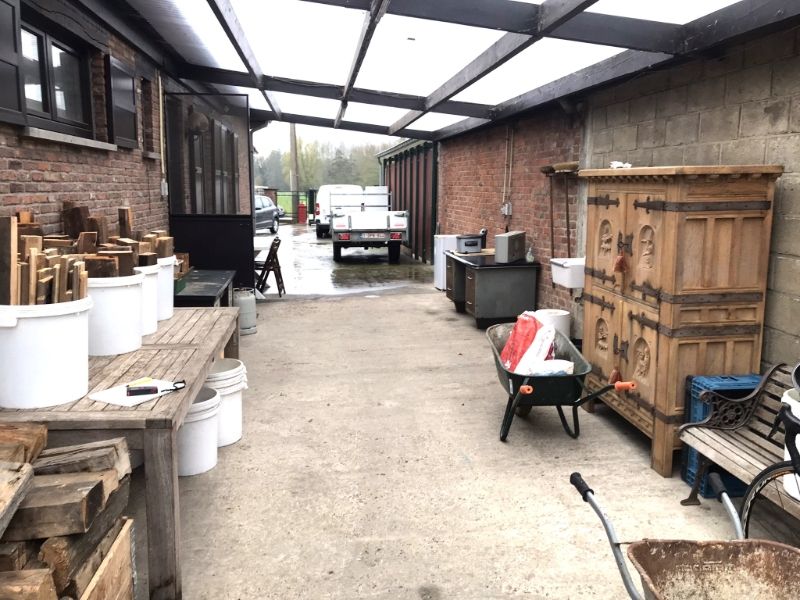 Te Grembergen : Woonst met terras en tuin - EN bijgebouw met garage- ruime parking in doodlopende straat nabij de spoorweg foto 2