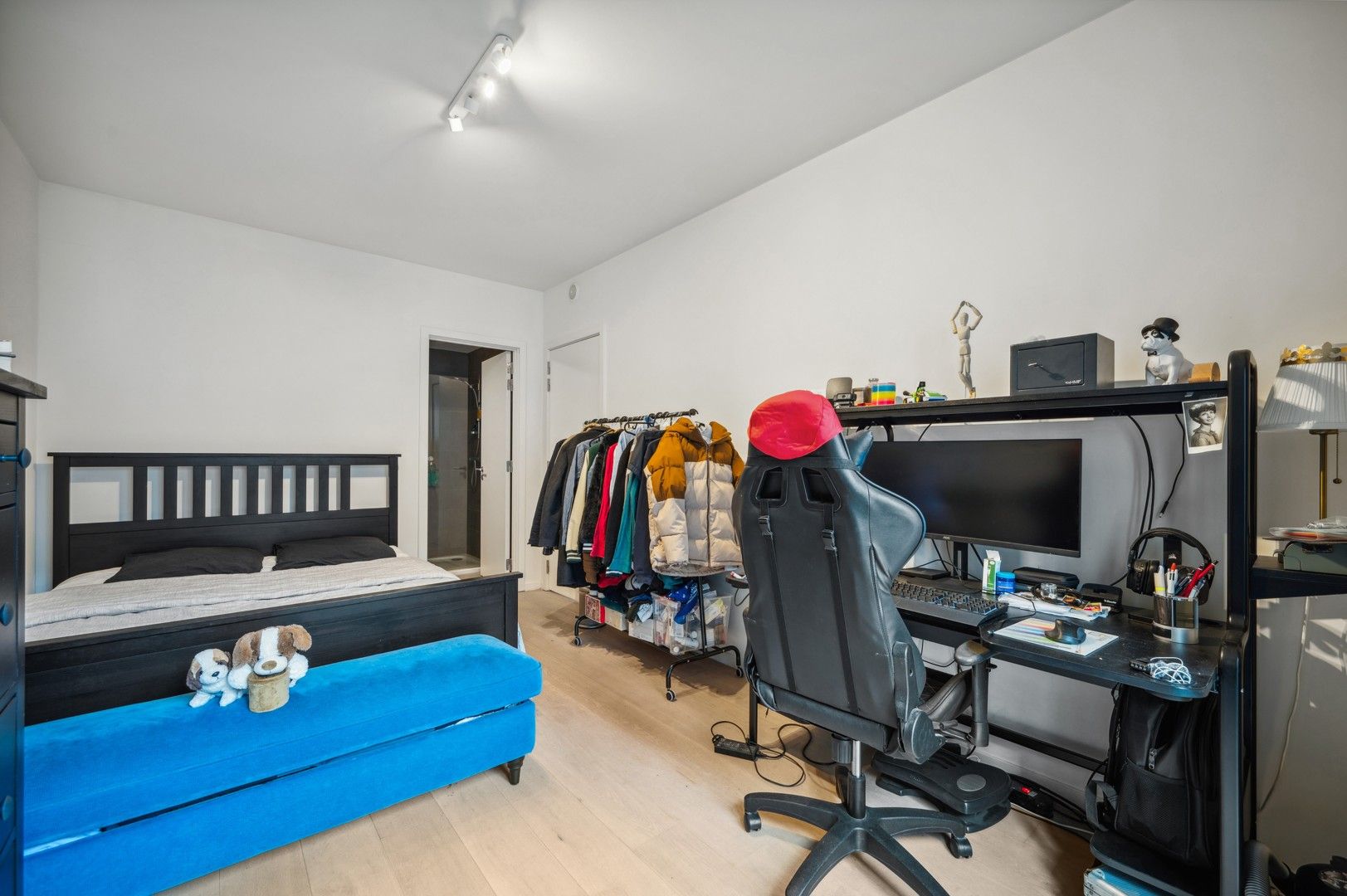 Spacious 3 bedroom apartment with garden view foto 19