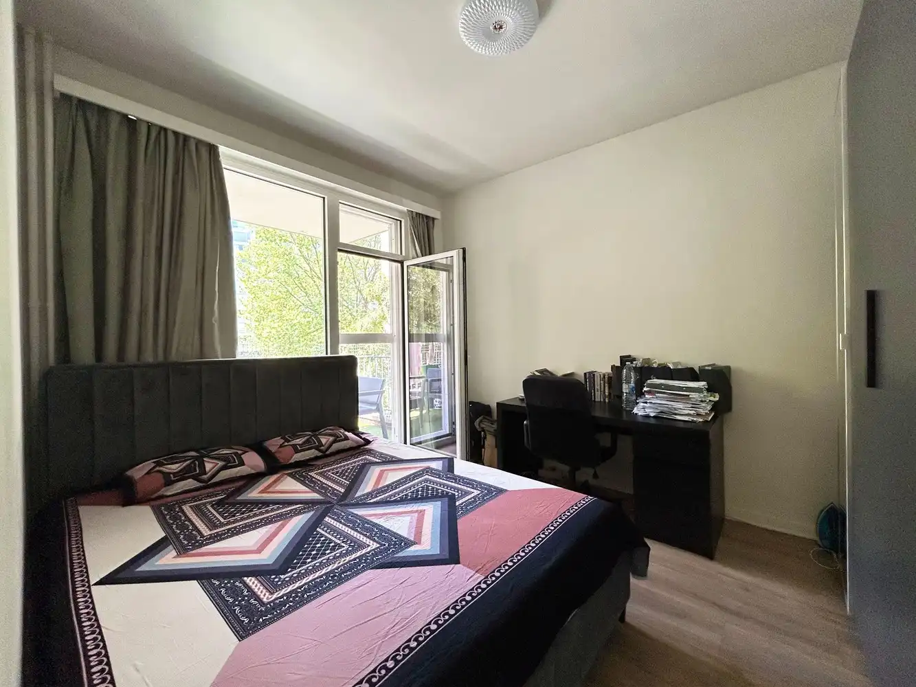2 slaapkamer appartement met terras en staanplaats te Wilrijk! foto 10