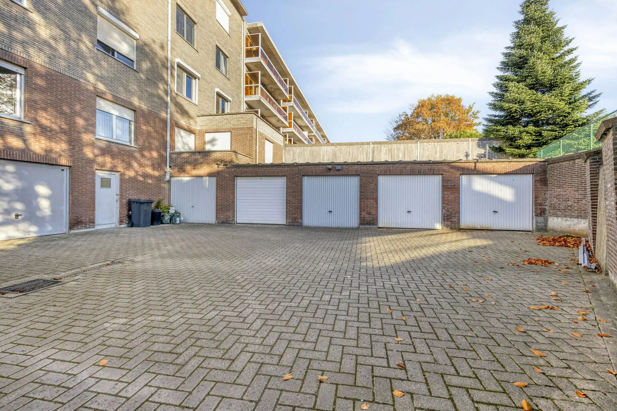 Startersappartement met 2 slaapkamers en garage in Boom foto 15