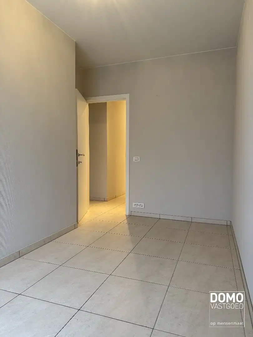 Ruim gemeubeld 2-slaapkamer appartement met terras op benedenverdieping in Halen foto 7