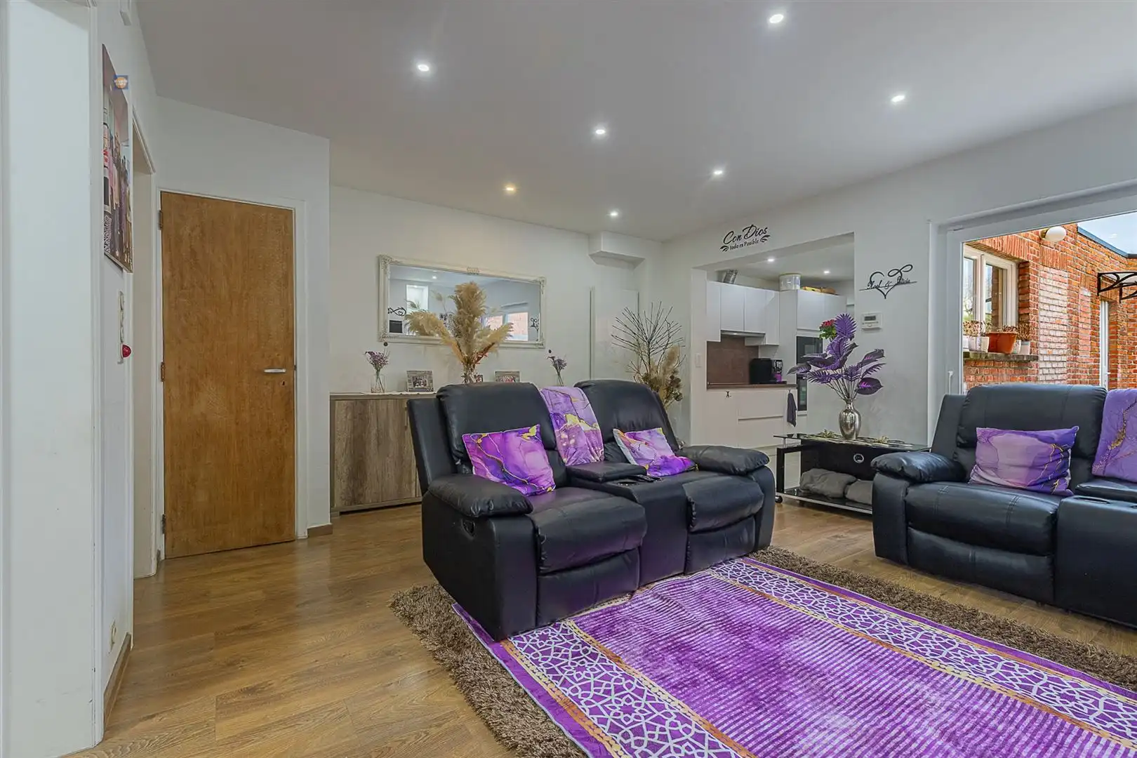 Gerenoveerde woning met 4 slaapkamers in Willebroek foto 4