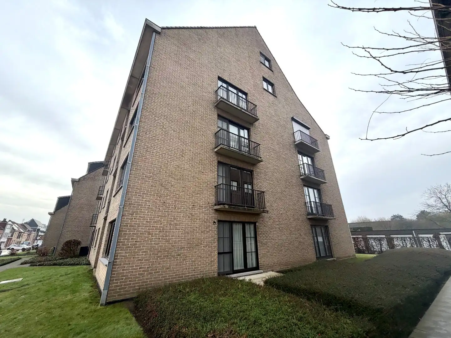 Instapklaar 2-slaapkamerappartement te koop in Harelbeke foto 24