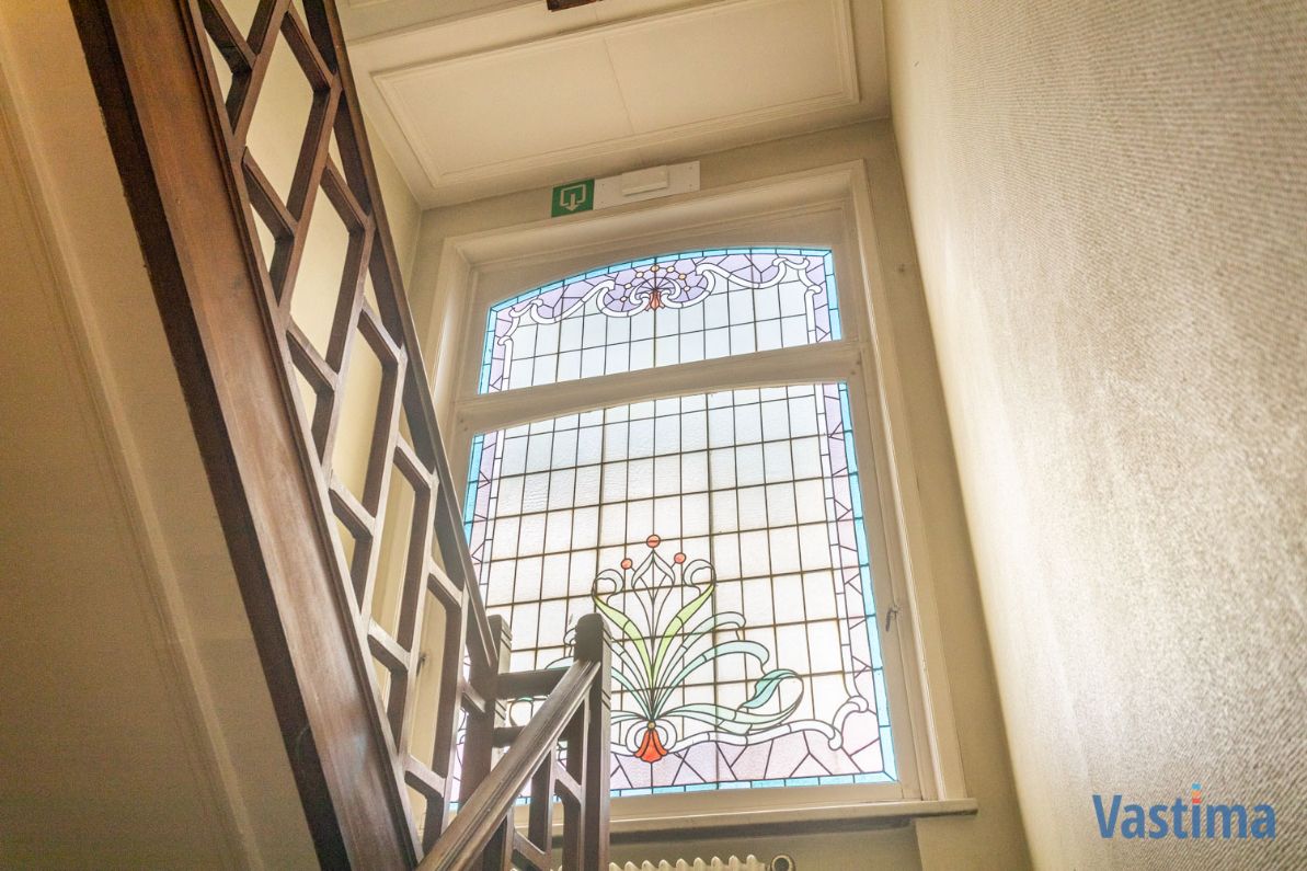 Uniek pand in hartje Aalst – voormalige school met tal van mogelijkheden foto 19