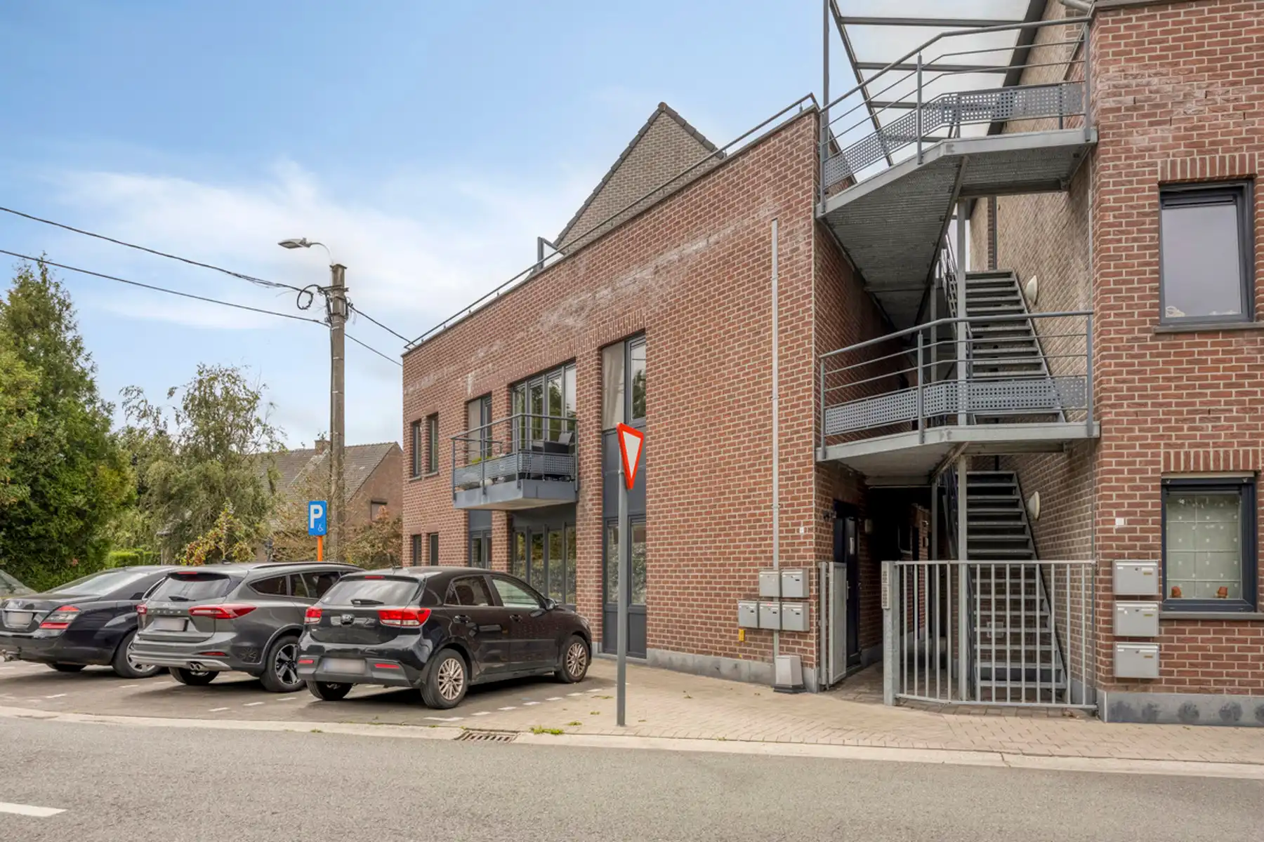 Energiezuinig Gelijkvloers appartement + garage  foto 4