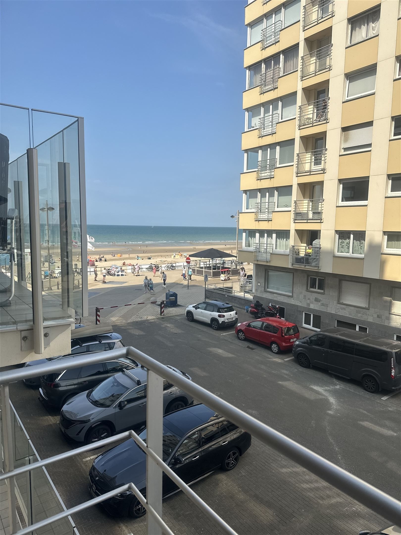 gezellig appartement met zeezicht te Middelkerke foto 1