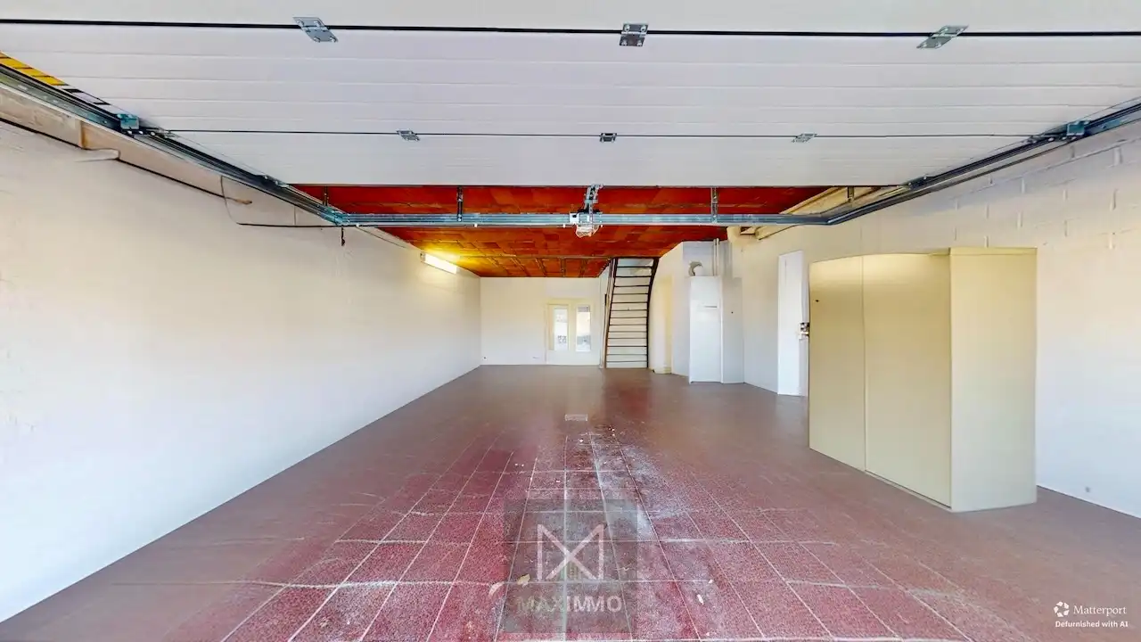 Instapklare halfopen woning met dubbele garage, atelier en ZW-tuin te Rekkem foto 13