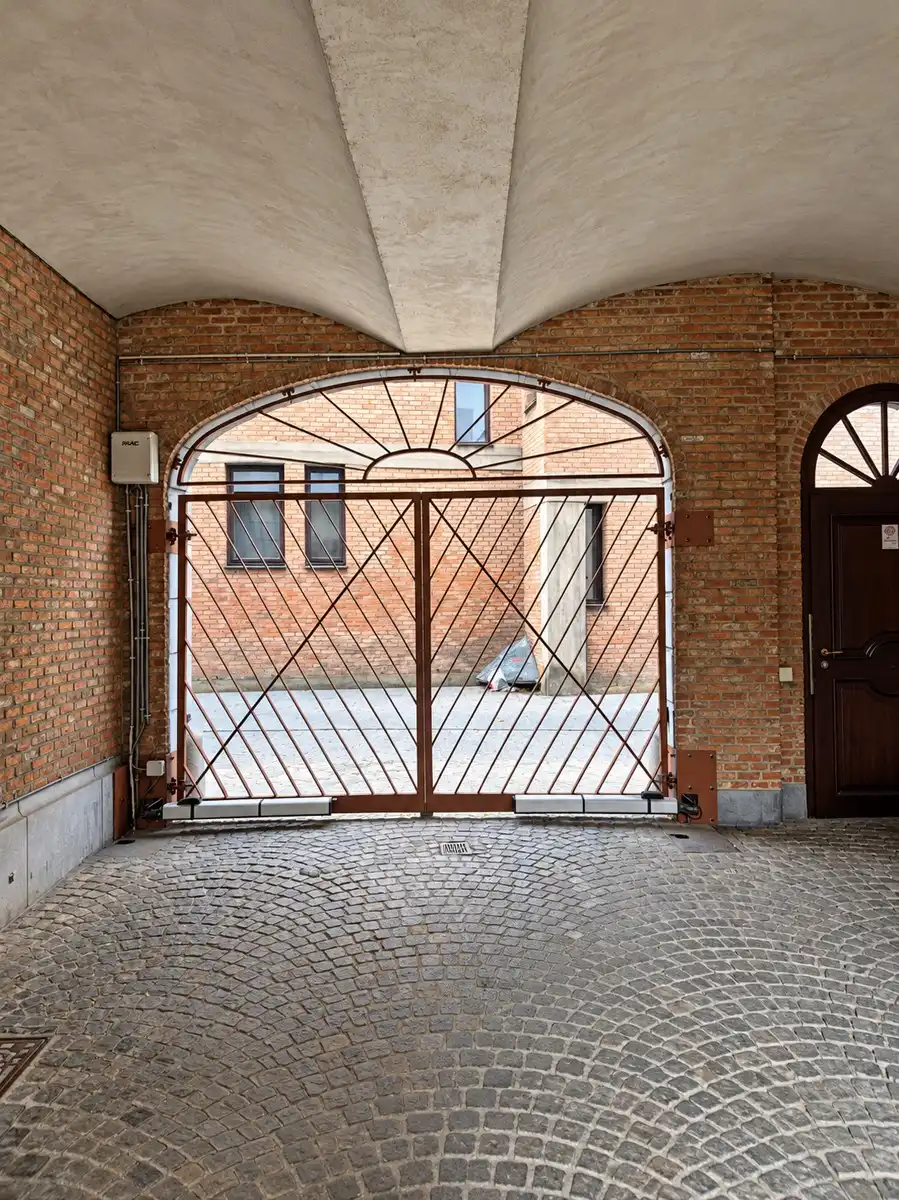 Appartement met terras en staanplaats in karaktervol historisch gebouw foto 19