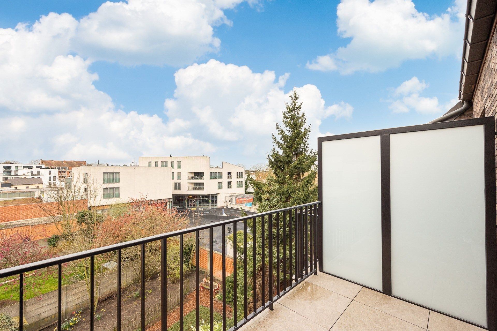 Nieuwbouw BEN appartement op een uitmuntende locatie aan de markt van Beveren-Waas. foto 14