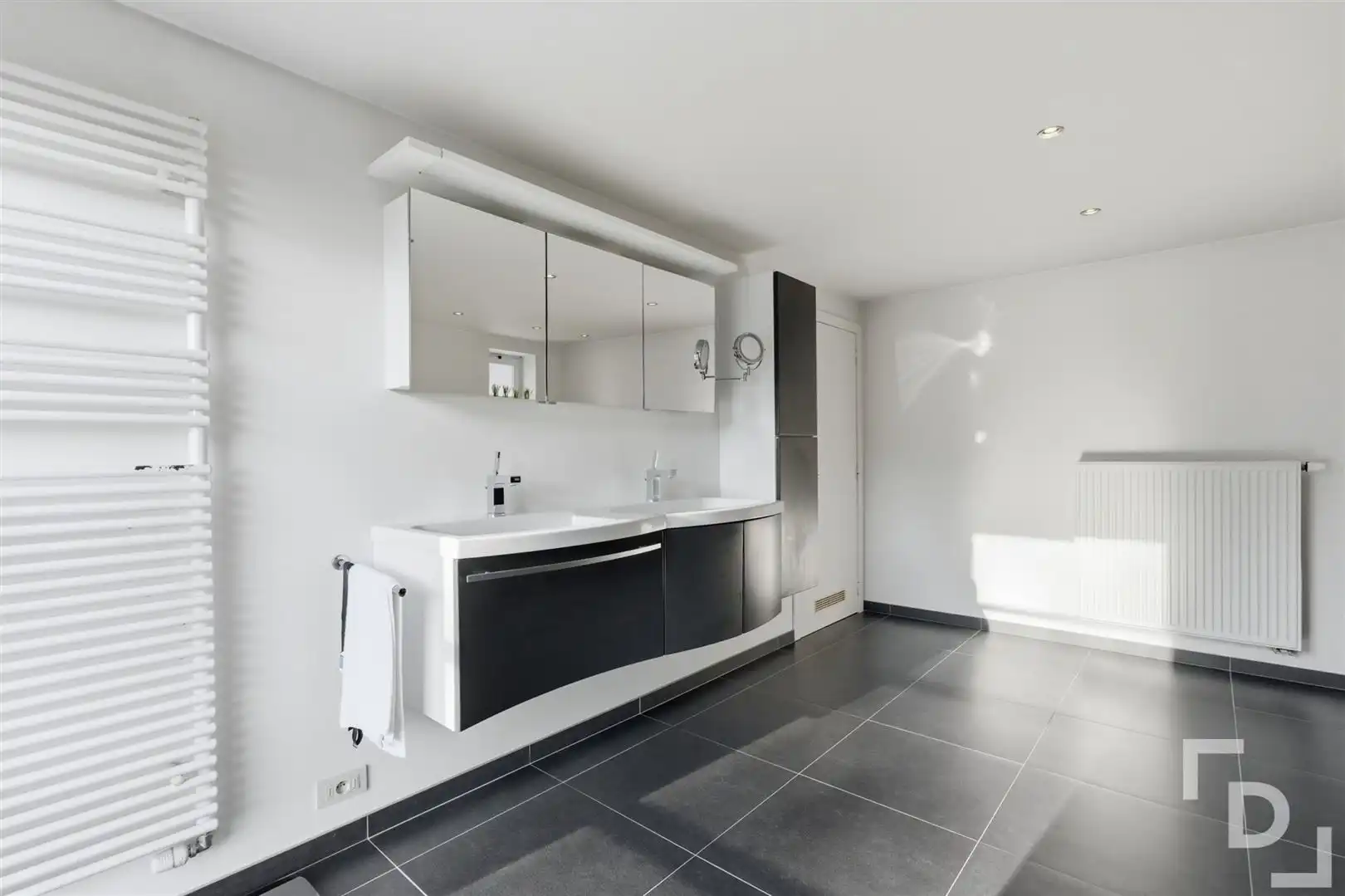 Moderne villa met hoogwaardige afwerking op topligging! foto 19