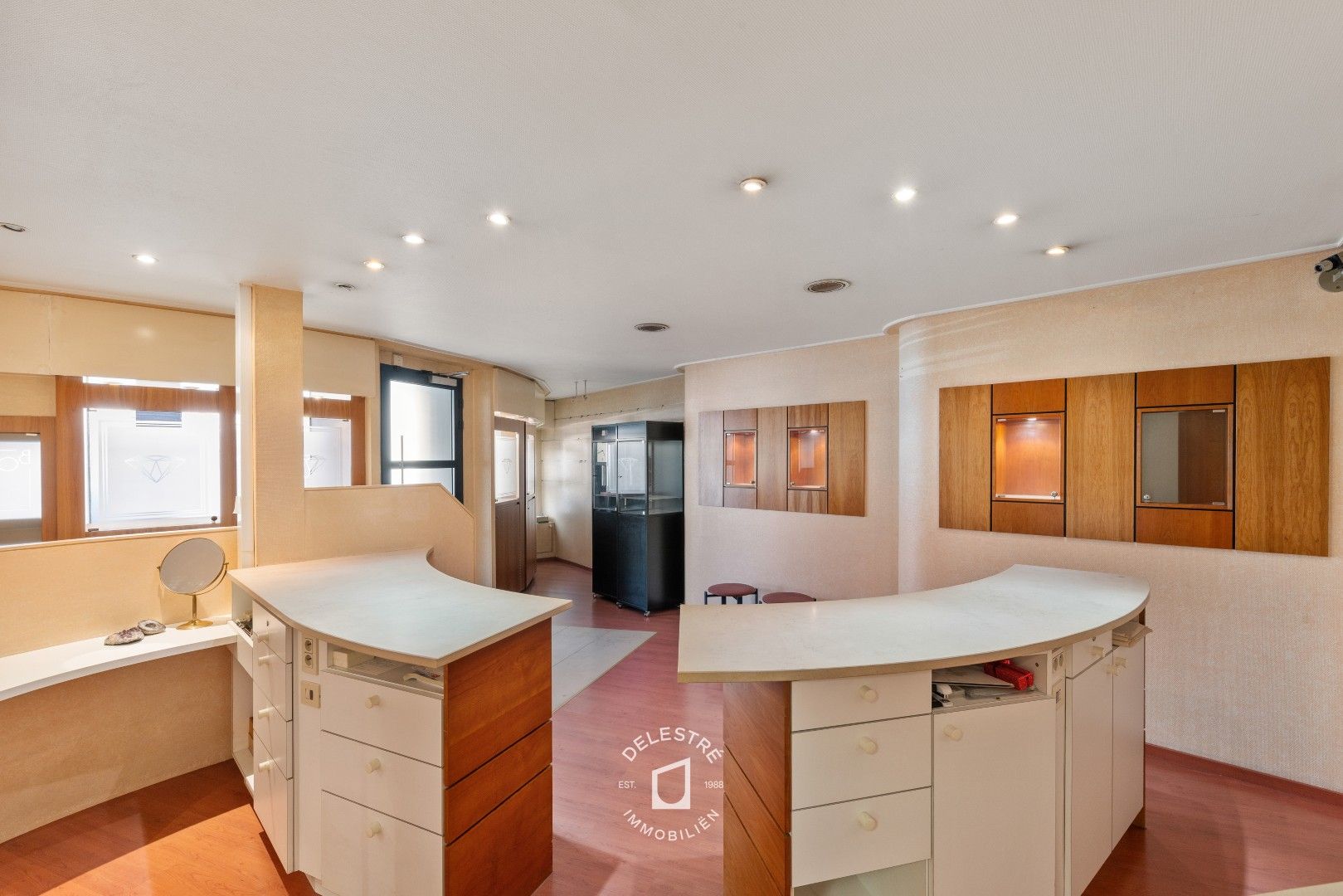 SOLIDE (HANDELS)WONING MET GARAGE BRUSSELBAAN foto 6