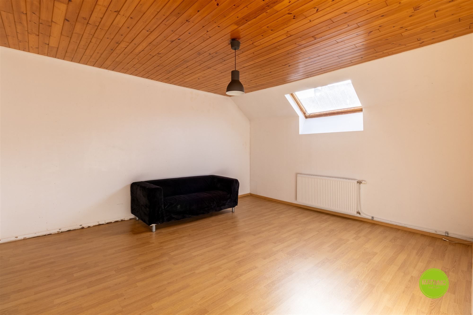 Handelshuis met woonruimte in hartje Beverlo foto 16