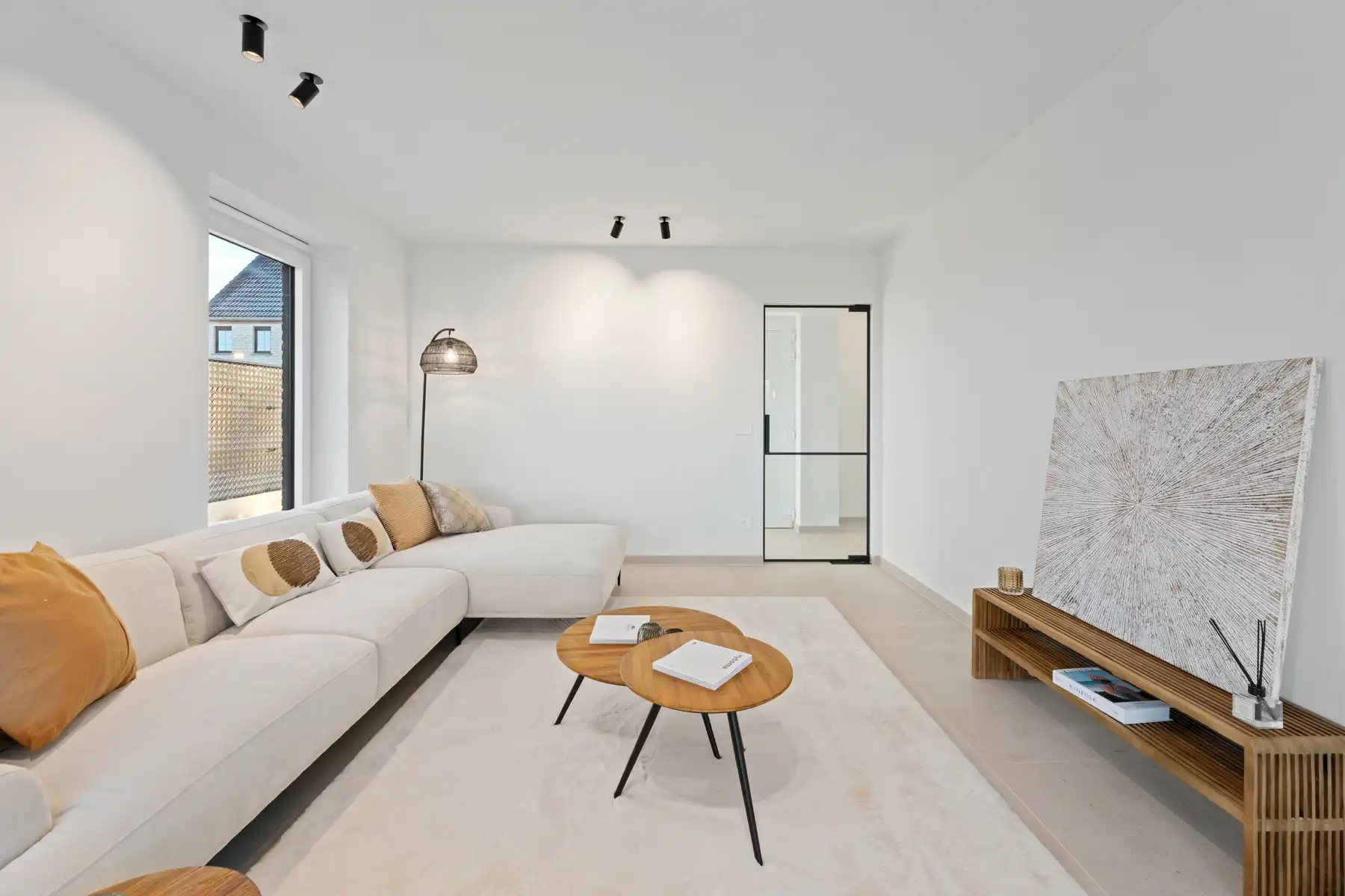 Moderne, halfopen woning foto 7