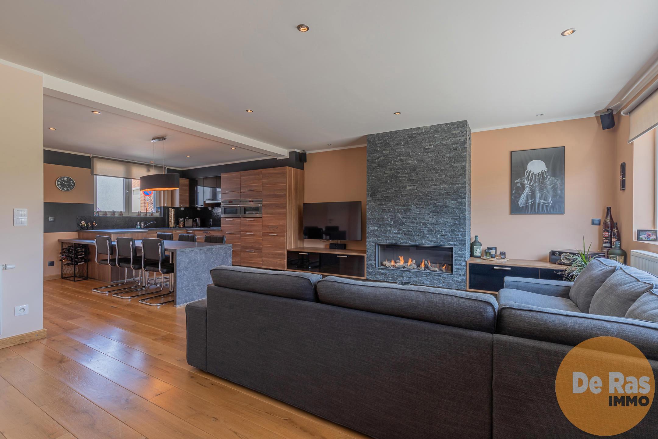 ZONNEGEM - Instapklare woning met zonneterras foto 3