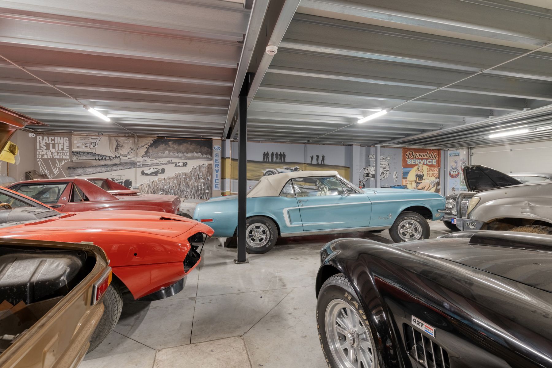 Recent vernieuwde loods met bovenliggend luxe appartement ! foto 7