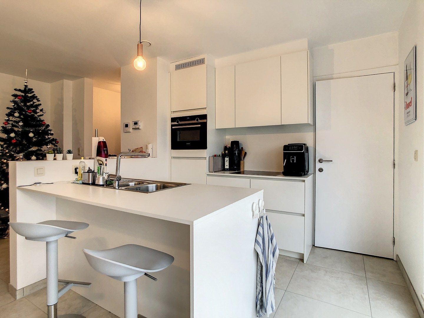 Recent twee slaapkamerappartement met ruim terras van 20 m² en staanplaats, vlakbij Leuven - EPC 71 kWh/m² - bewoonbare oppervlakte 80 m²       foto 2